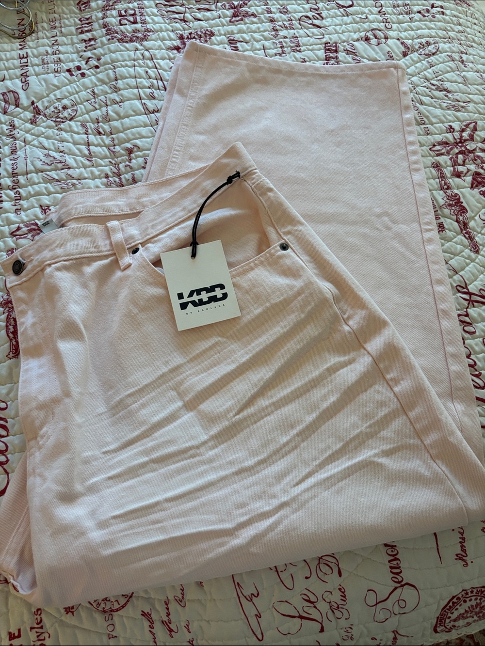 NWT KBB BY KAHLANA Pale Pink Full Barrel Leg High-rise Denim Jeans SZ 20W